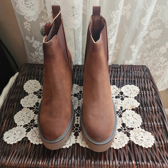 MIA Women's Brown Ankle Boots - Picture 2 of 5